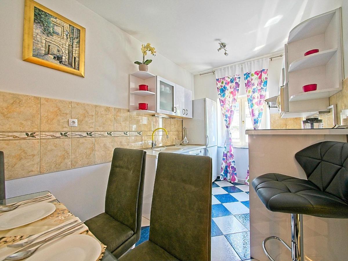 Nina Apartment Split Bagian luar foto