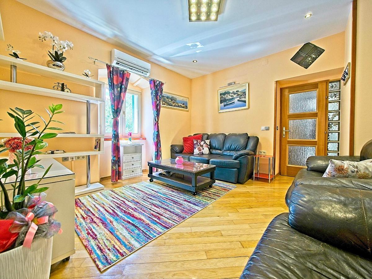 Nina Apartment Split Bagian luar foto