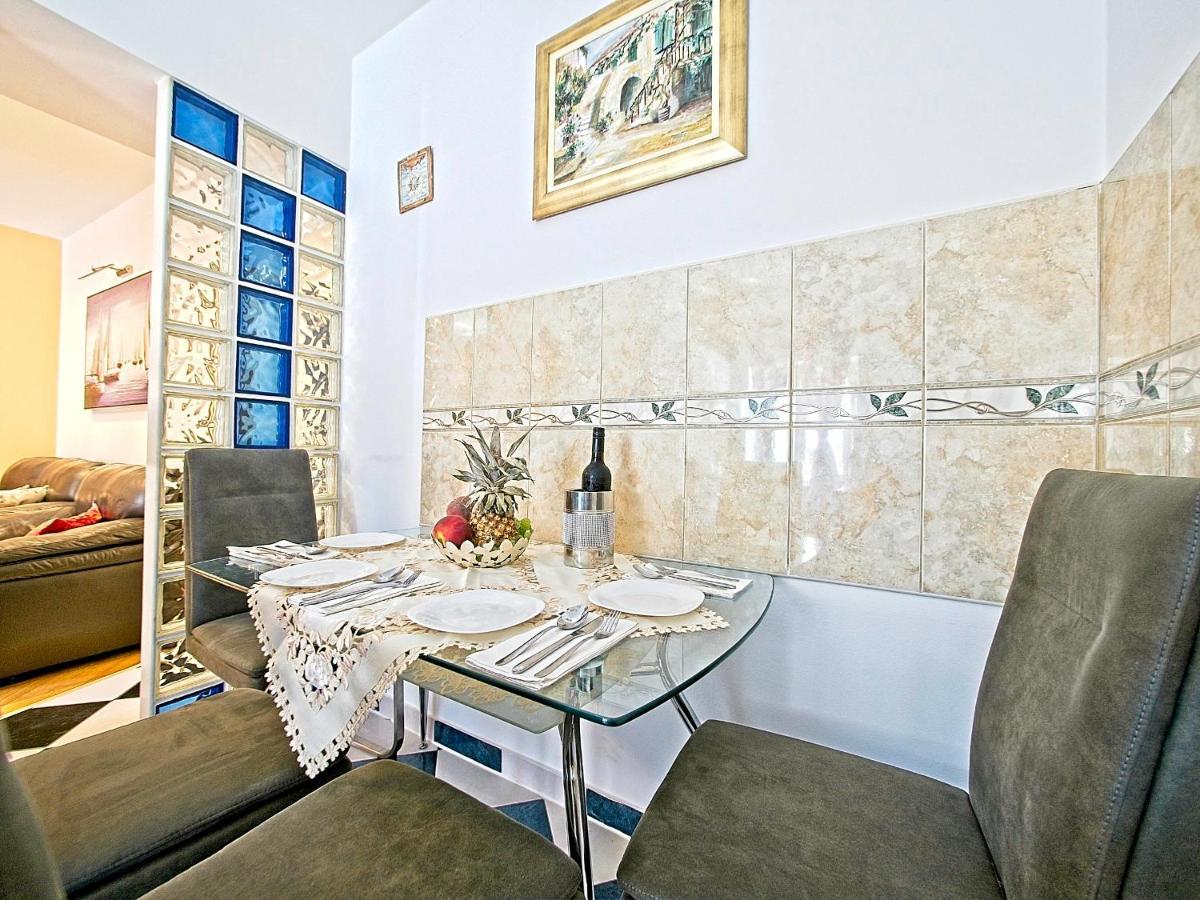 Nina Apartment Split Bagian luar foto